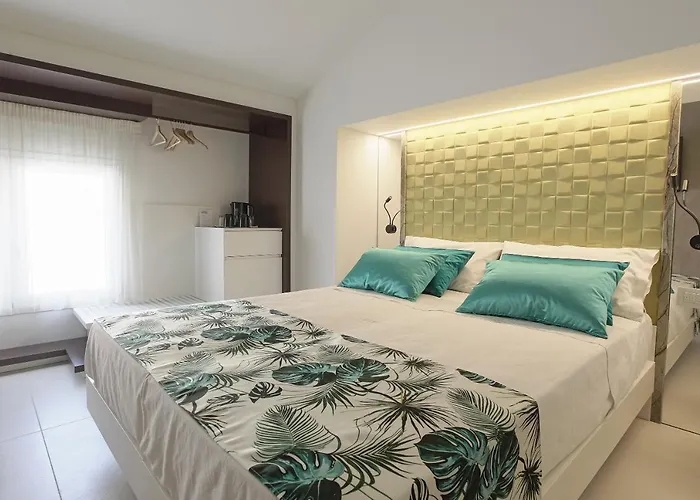 Hedone Design Experience B&B