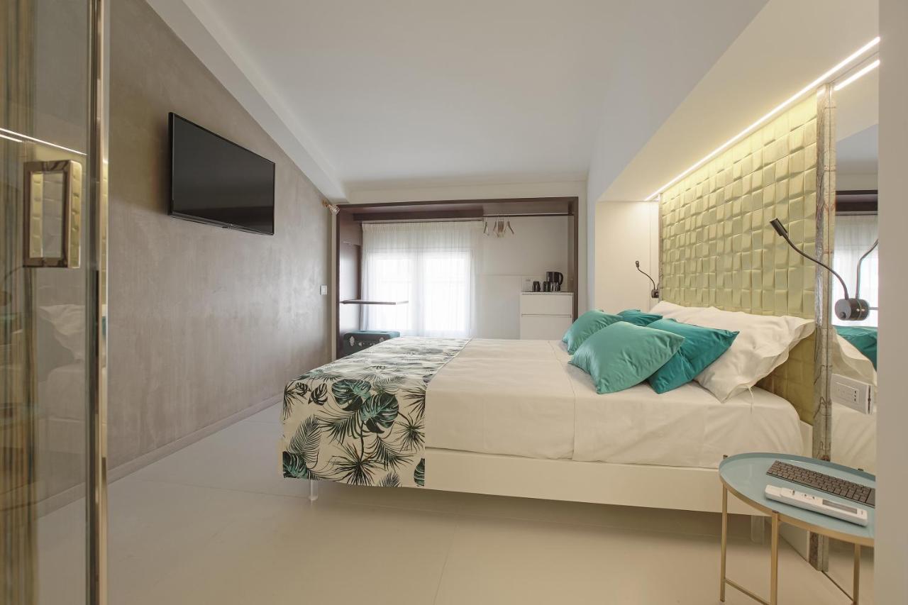 Hedone Design Experience Bed & Breakfast 3*